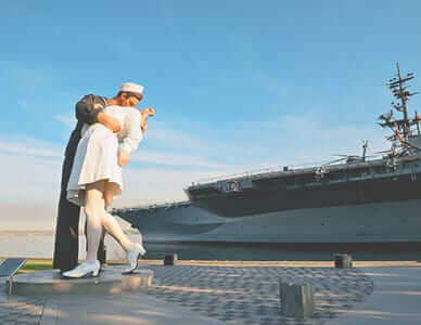 The Story of Iconic Photos: The Kissing Sailor